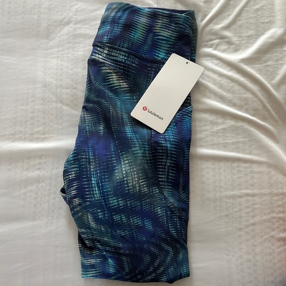 Lululemon leggings!